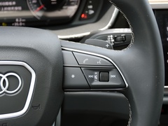 奥迪Q3 2024款 45 TFSI quattro 时尚动感型