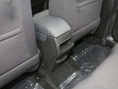 2024款 1.5L 手动舒适版