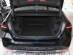 2024款 525Li 豪华套装