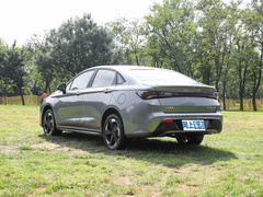 2023款 R500 优享版 