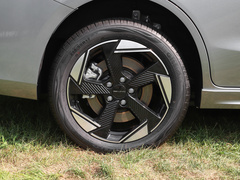 2023款 R500 优享版 