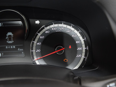 2023款 2.5T 柴油 四驱 驰迈版 平底货箱版 