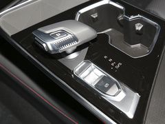 2023款 1.5T DCT铂金版 