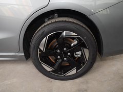 2023款 R600 优享版 