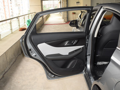 2023款 R600 优享版 