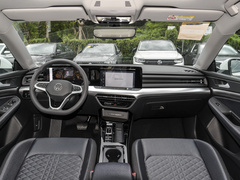 2024款 凌渡L 200TSI DSG潮辣版