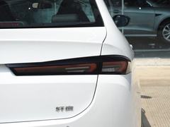 2024款 1.5T CVT豪华版 