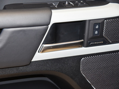 2024款 90 3.0T P400 HSE