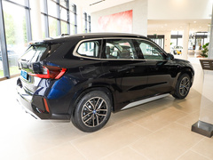 2023款 eDrive25L M运动套装