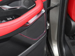 2024款 进取运动版 R-DYNAMIC S