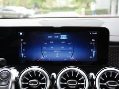 2024款 GLB 220 时尚型