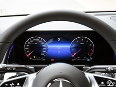 2024款 GLB 220 时尚型