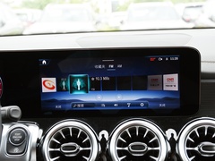 2024款 GLB 220 4MATIC