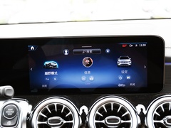 2024款 GLB 220 4MATIC