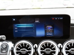 2024款 GLB 220 4MATIC