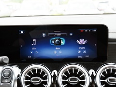 2024款 GLB 220 4MATIC