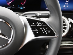 2024款 GLB 220 4MATIC