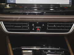 2024款 380TSI 尊贵版