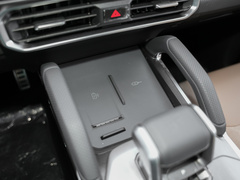 2023款 2.0T 四驱穿越PRO+
