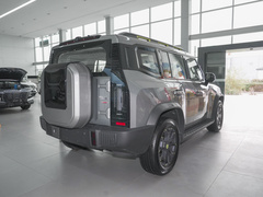 2023款 2.0T 四驱穿越PRO+