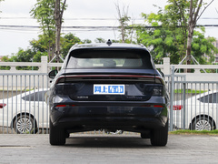 2023款 2.0T 四驱尊睿混动版