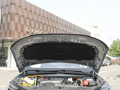 2023款 2.0T 四驱尊睿混动版