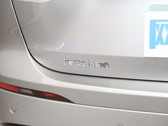 2023款 2.0T 四驱尊逸混动版
