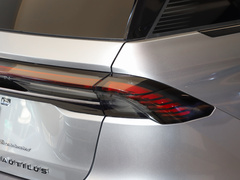 2023款 2.0T 四驱总统混动版