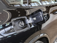 2023款 xDrive 30Li 尊享型M运动曜夜套装