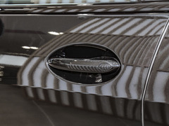 2023款 xDrive 30Li 尊享型M运动曜夜套装