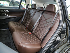 2023款 xDrive 30Li 尊享型M运动曜夜套装