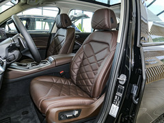 2023款 xDrive 30Li 尊享型M运动曜夜套装