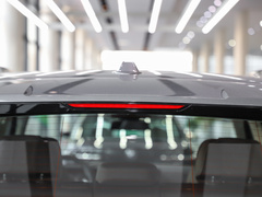 2023款 xDrive 30Li 尊享型M运动曜夜套装