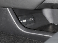 2023款 3.0T V6 汽油性能版