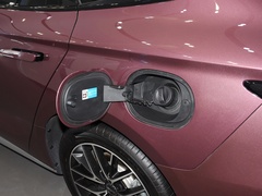 2023款 DM-i 1.5T 121km 旗舰型