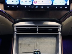 2023款 DM-i 1.5T 121km 旗舰型