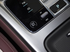 2023款 DM-i 1.5T 121km 旗舰型