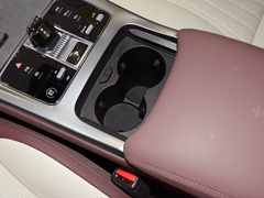 2023款 DM-i 1.5T 121km 旗舰型