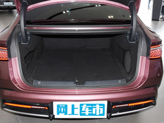 2023款 DM-i 1.5T 121km 旗舰型