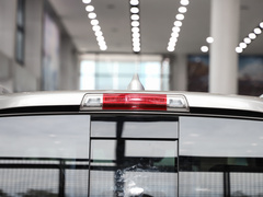 2023款 3.0T V6 汽油极途版 牵引版 