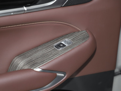2023款 3.0T V6 汽油极途版 牵引版 