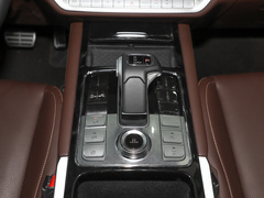 2023款 3.0T V6 汽油极途版 牵引版 