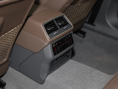 2024款 45TFSI S-line 筑梦型 流晶套装