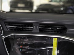 2024款 45TFSI S-line 筑梦型 流晶套装