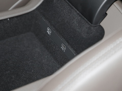 2024款 45TFSI S-line 筑梦型 流晶套装