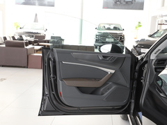 2024款 45TFSI S-line 筑梦型 流晶套装