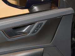 2024款 45TFSI S-line 筑梦型 流晶套装