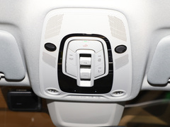 2024款 45TFSI S-line 筑梦型 流晶套装