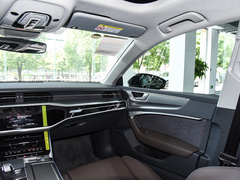 2024款 45TFSI quattro S-line 见远型 流晶套装