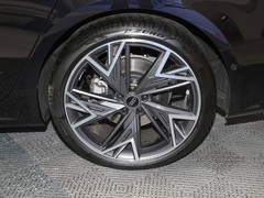 2024款 45 TFSI quattro S-line 黑武士版